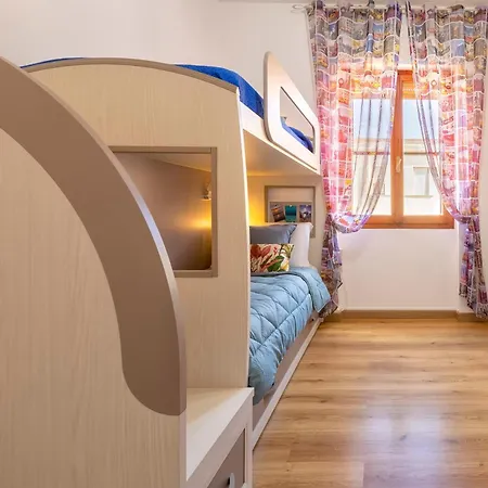 Sardinia Re - Sweet Harmony Daire *